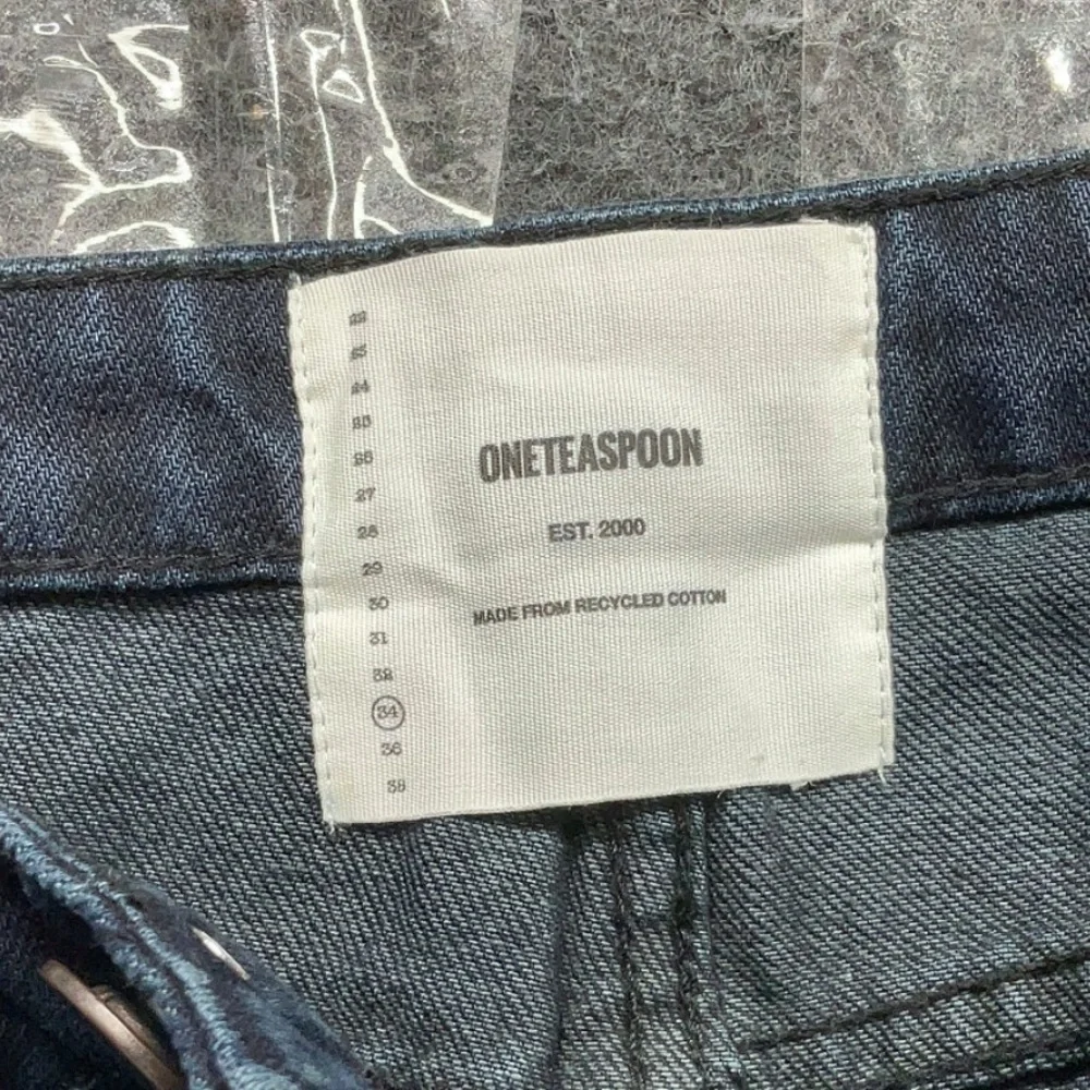 One Teaspoon Legend Mom Fit High Rise Fox Black Stud Women’s 34 - Picture 4 of 5